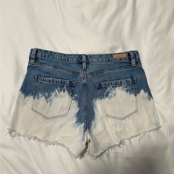 BLANK NYC JEAN SHORTS - Picture 3 of 3